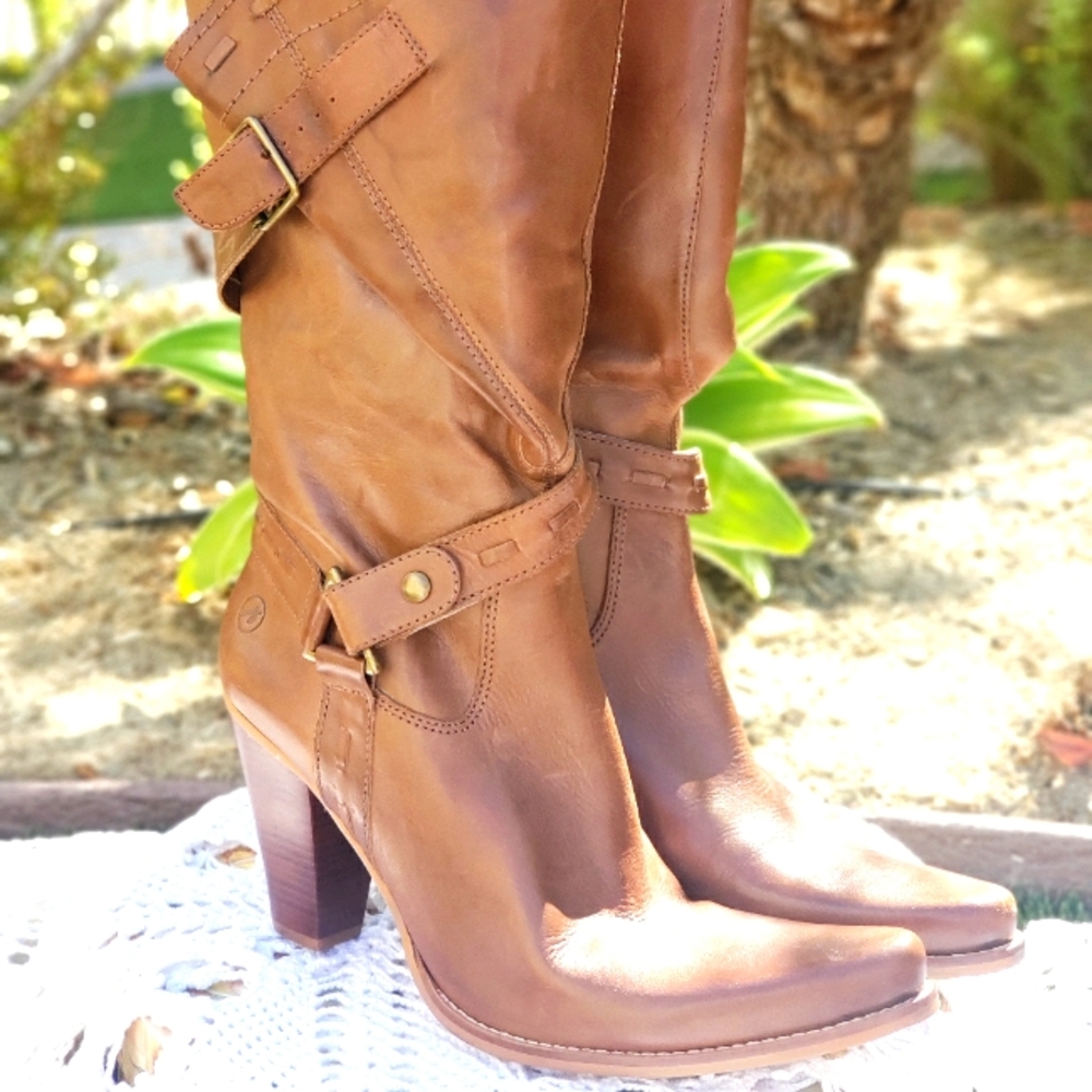 Bronx Leather Boots. Brown. Size 9